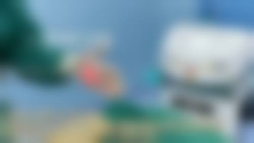 深圳富华田芳斌：精细技术打造微创自然双眼皮