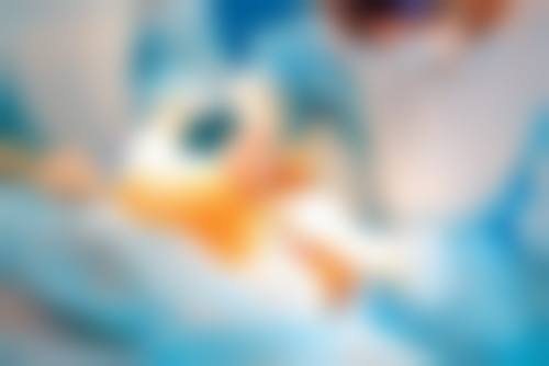 美波婷胶原丰胸的利弊：优势在于成效自然持久、安全性高，劣势是需定期补打且有过敏风险！ 