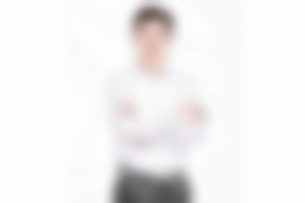 北京纯脂医疗美容门诊部冯斌医生优势：经验丰富技术精湛，真人案例见证口碑，电话 010 - xxx 可预约 